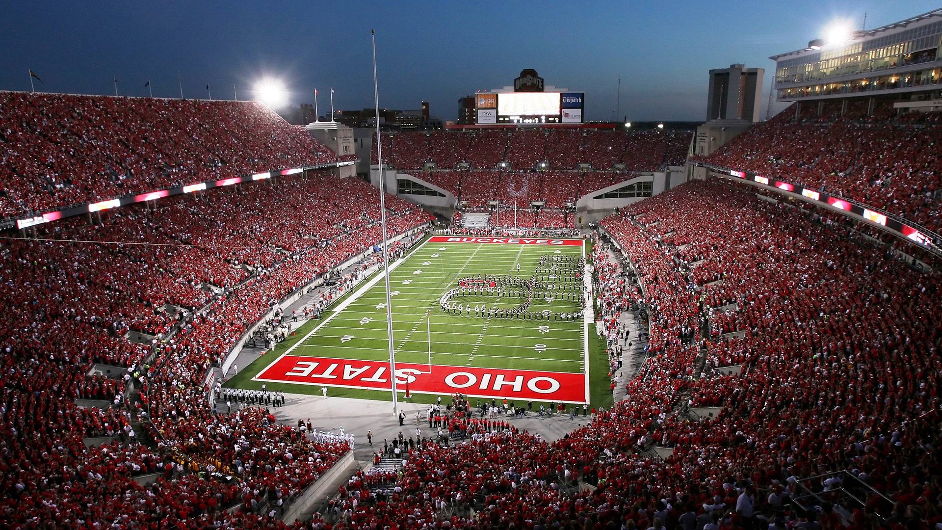 开云体育官网-雷霆全面压制新疆队,利拉德成为关键先生